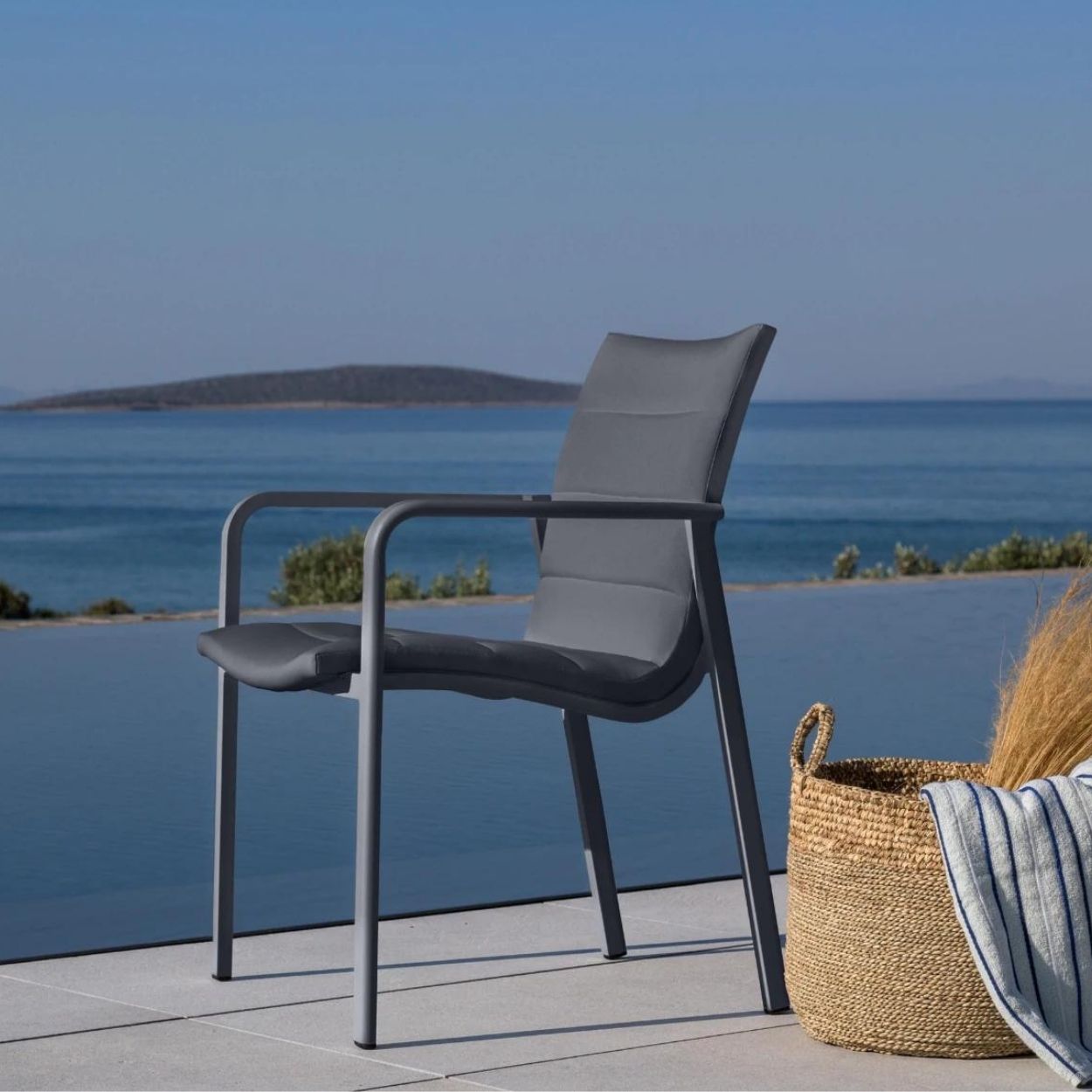 Cassis Dining Chair
